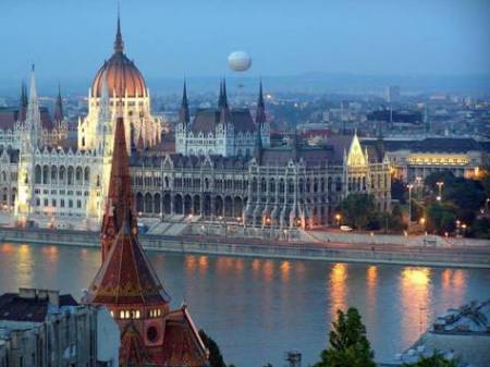 Budapest, hovedstaden i Ungarn.